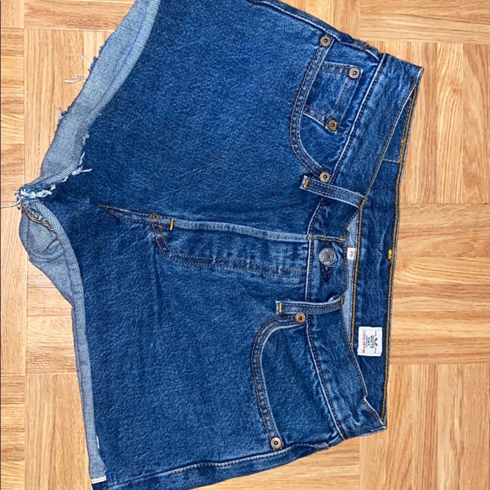 Levi’s denim shorts
